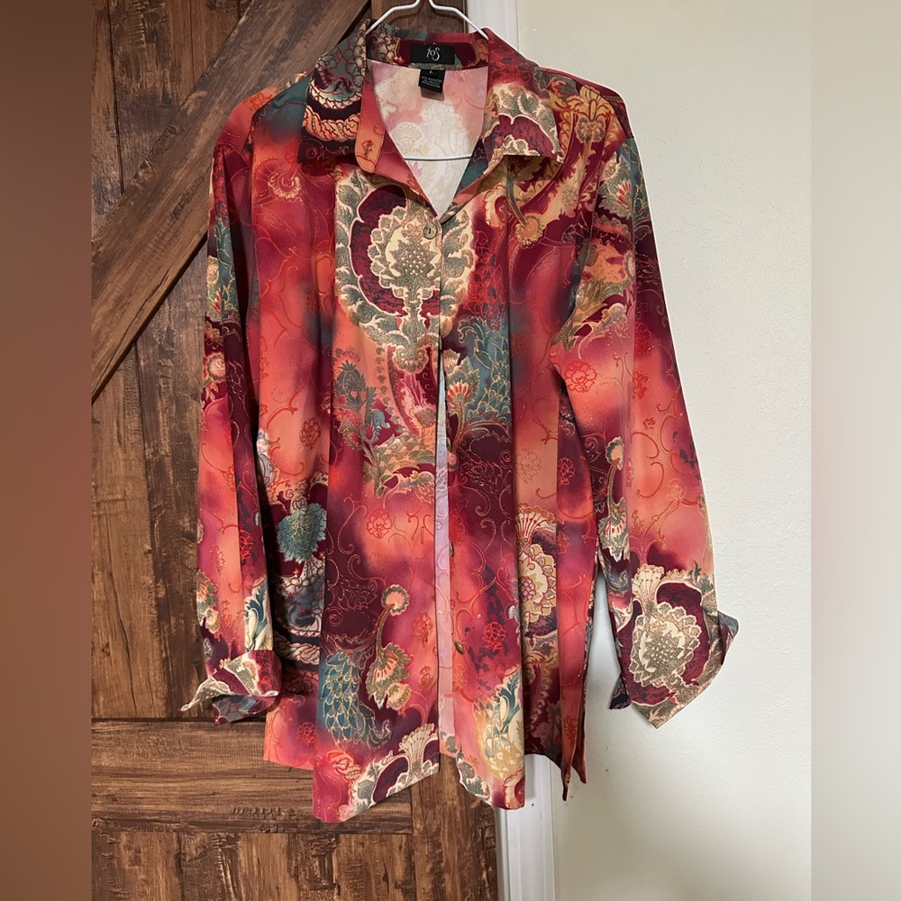 IOS Women’s Colorful Floral Button-Up Shirt